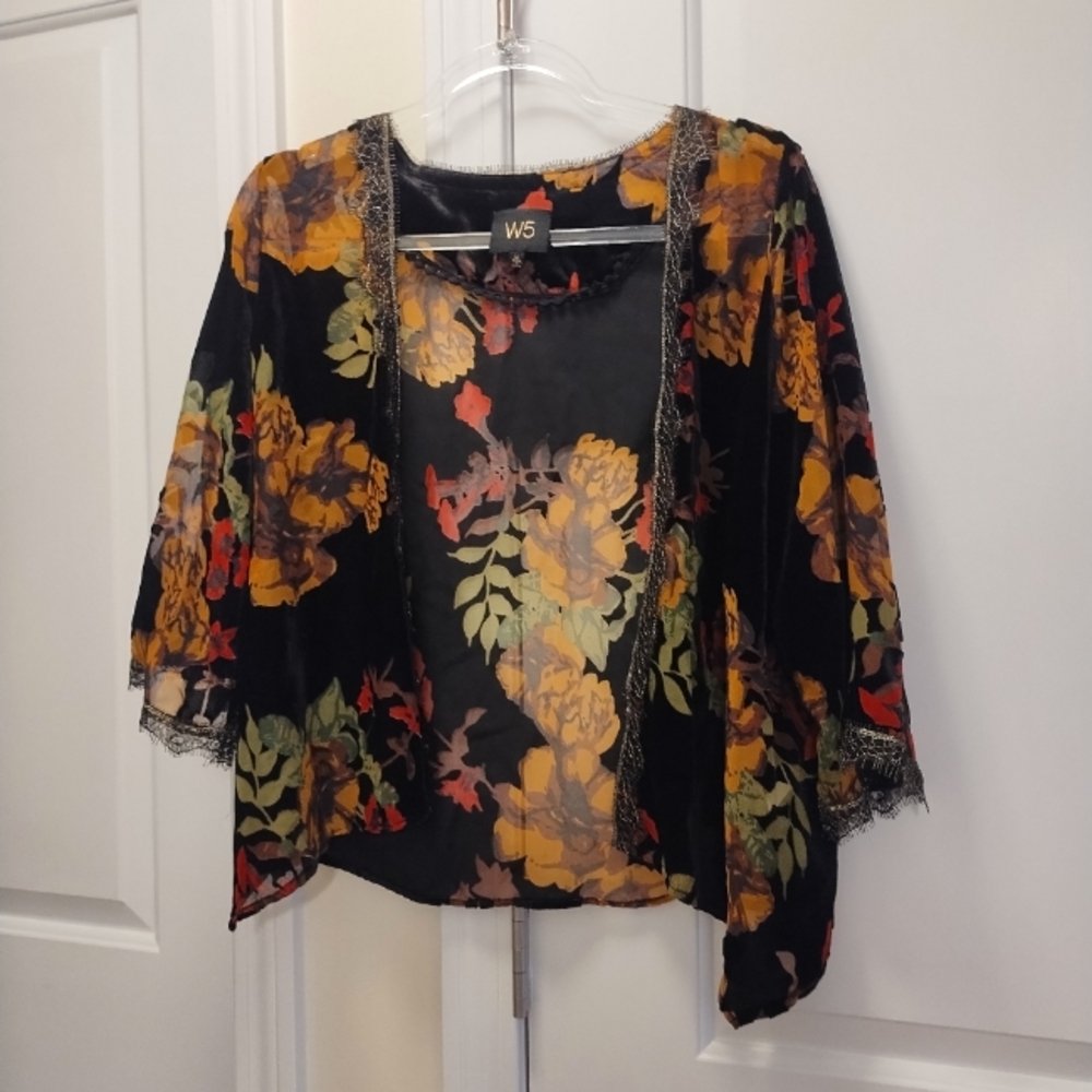 W5 Black Floral Kimono with Lace Trim